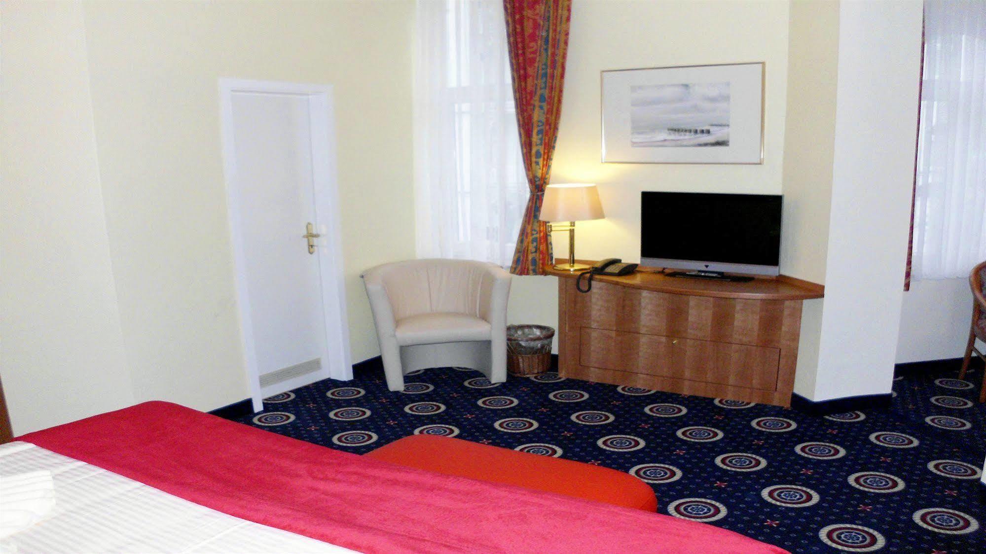 Hotel Deutsche Flagge Binz Ngoại thất bức ảnh