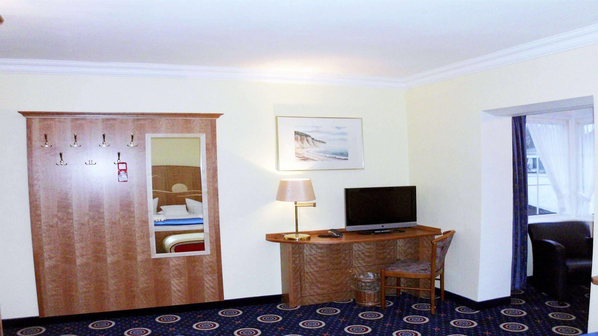 Hotel Deutsche Flagge Binz Ngoại thất bức ảnh