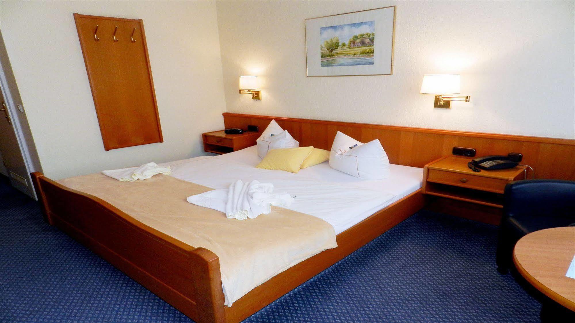 Hotel Deutsche Flagge Binz Ngoại thất bức ảnh
