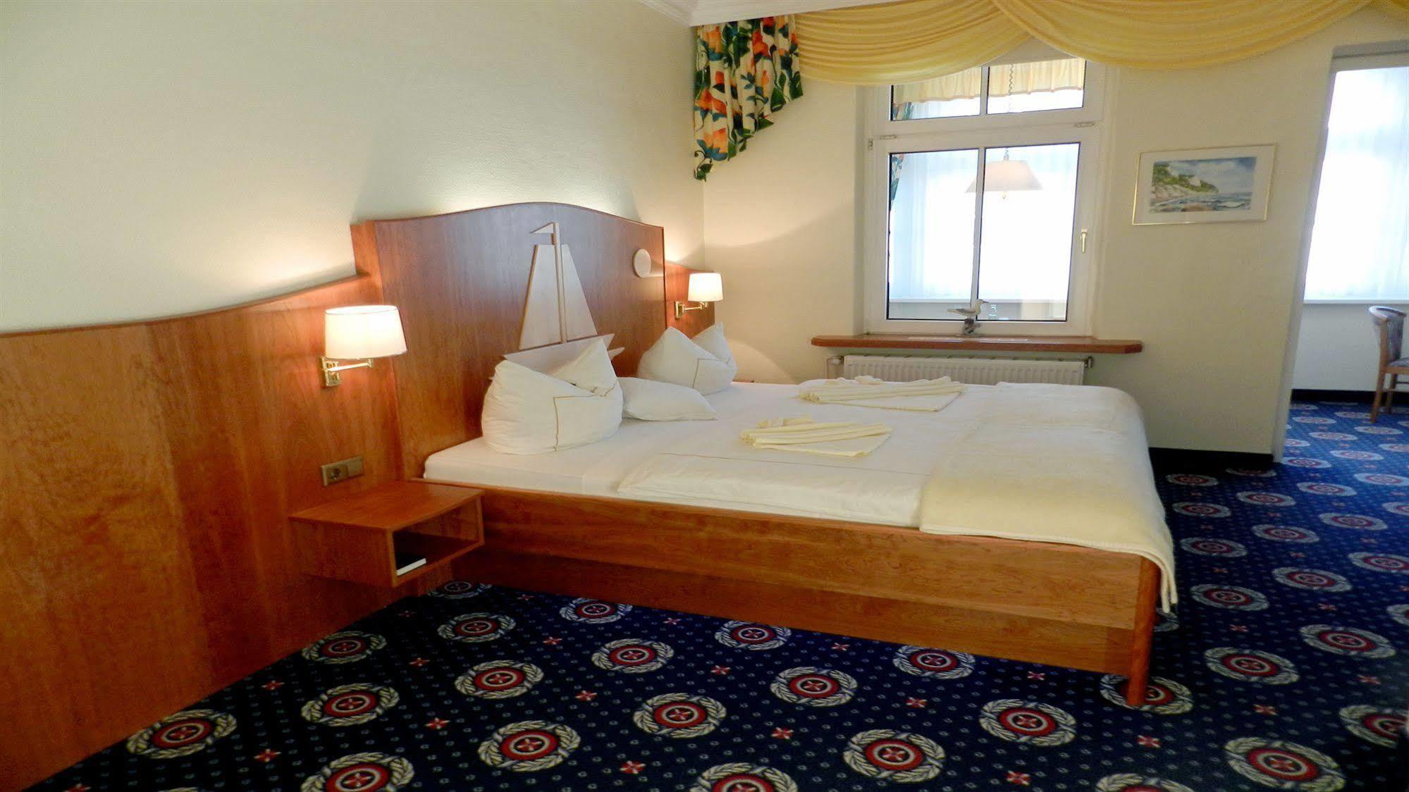 Hotel Deutsche Flagge Binz Ngoại thất bức ảnh