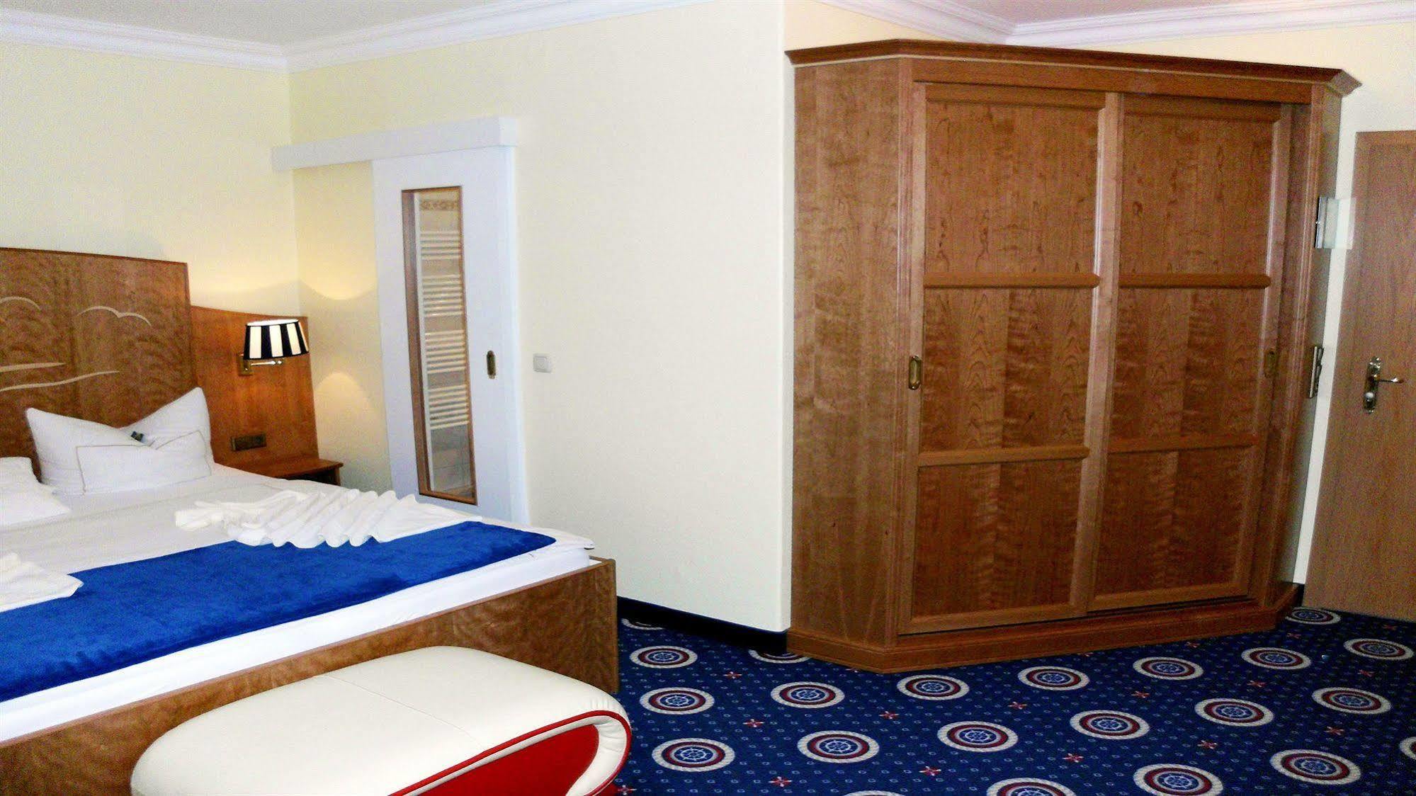 Hotel Deutsche Flagge Binz Ngoại thất bức ảnh